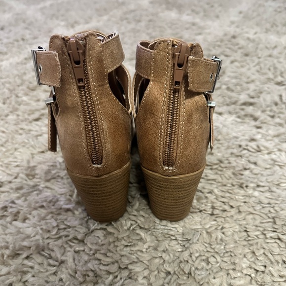 Brown Booties - Picture 4 of 5